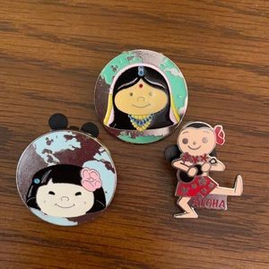 Disney Trading Pins - small world
